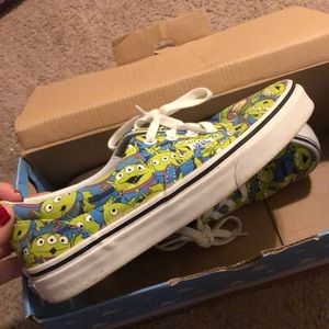 Toy story vans sneakers men’s 5.5 women’s 7